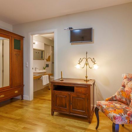 Hotel Casa Da Galbana Friol Room photo